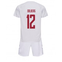 Koszulka piłkarska Dania Kasper Dolberg #12 Strój wyjazdowy dla dzieci MŚ 2022 tanio Krótki Rękaw (+ Krótkie spodenki)